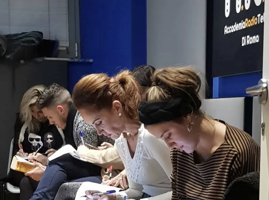 Allievi ART durante una lezione in aula